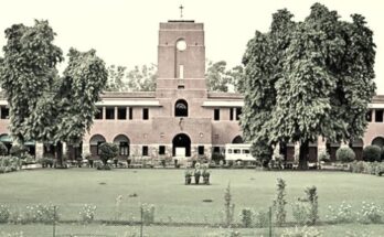 Applying for Undergraduate Programs at the School of Open Learning, University of Delhi